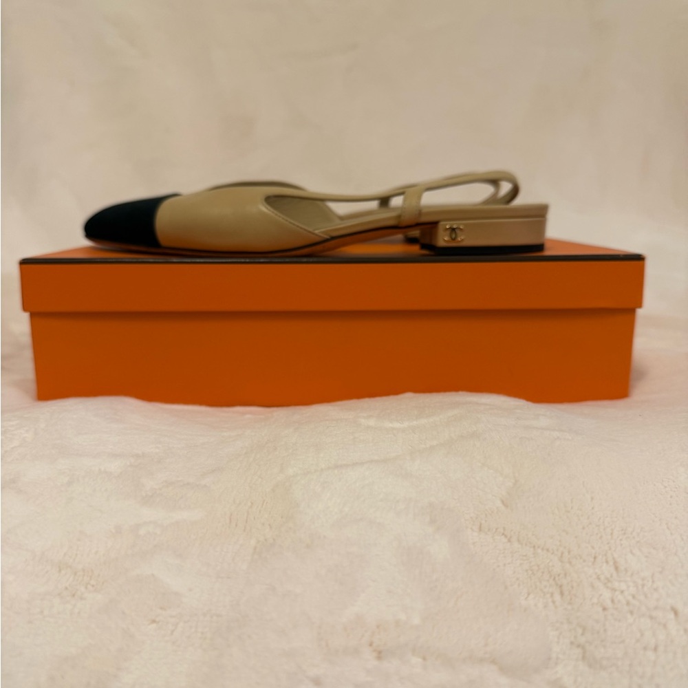 CHANEL Beige and Black Slingback Flats